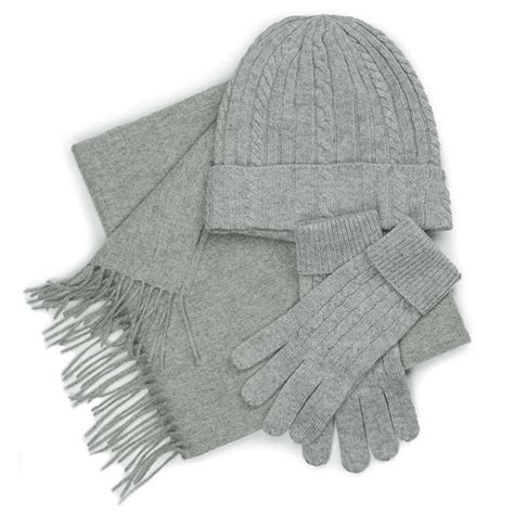 Chloe Women's Hats And Gloves 